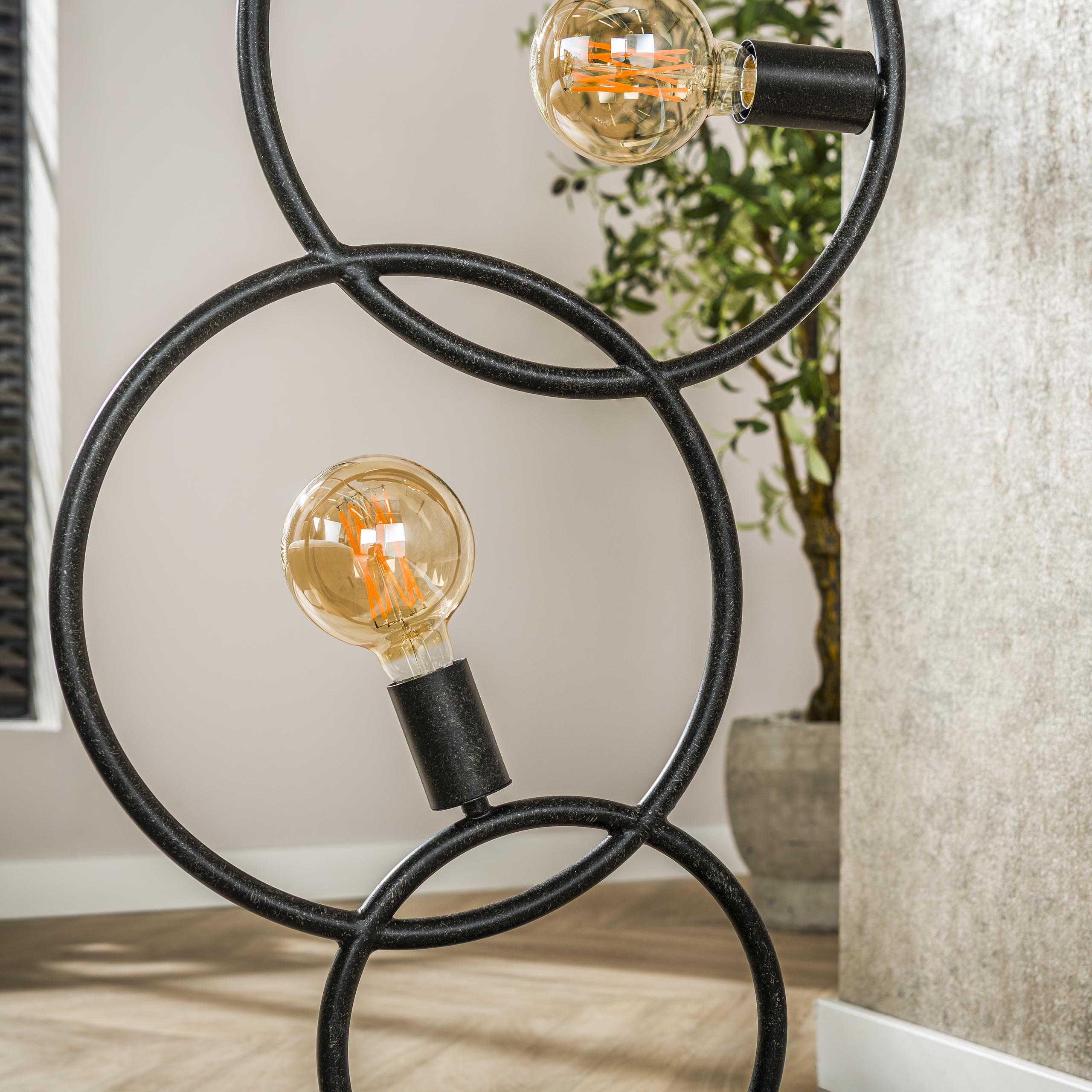 Vloerlamp Loop 3L