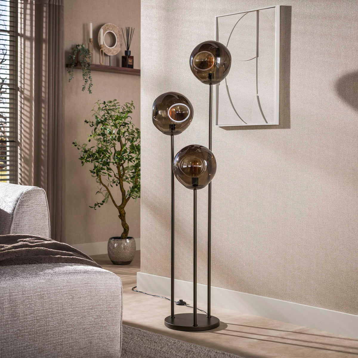Vloerlamp Stellar getrapt 3L