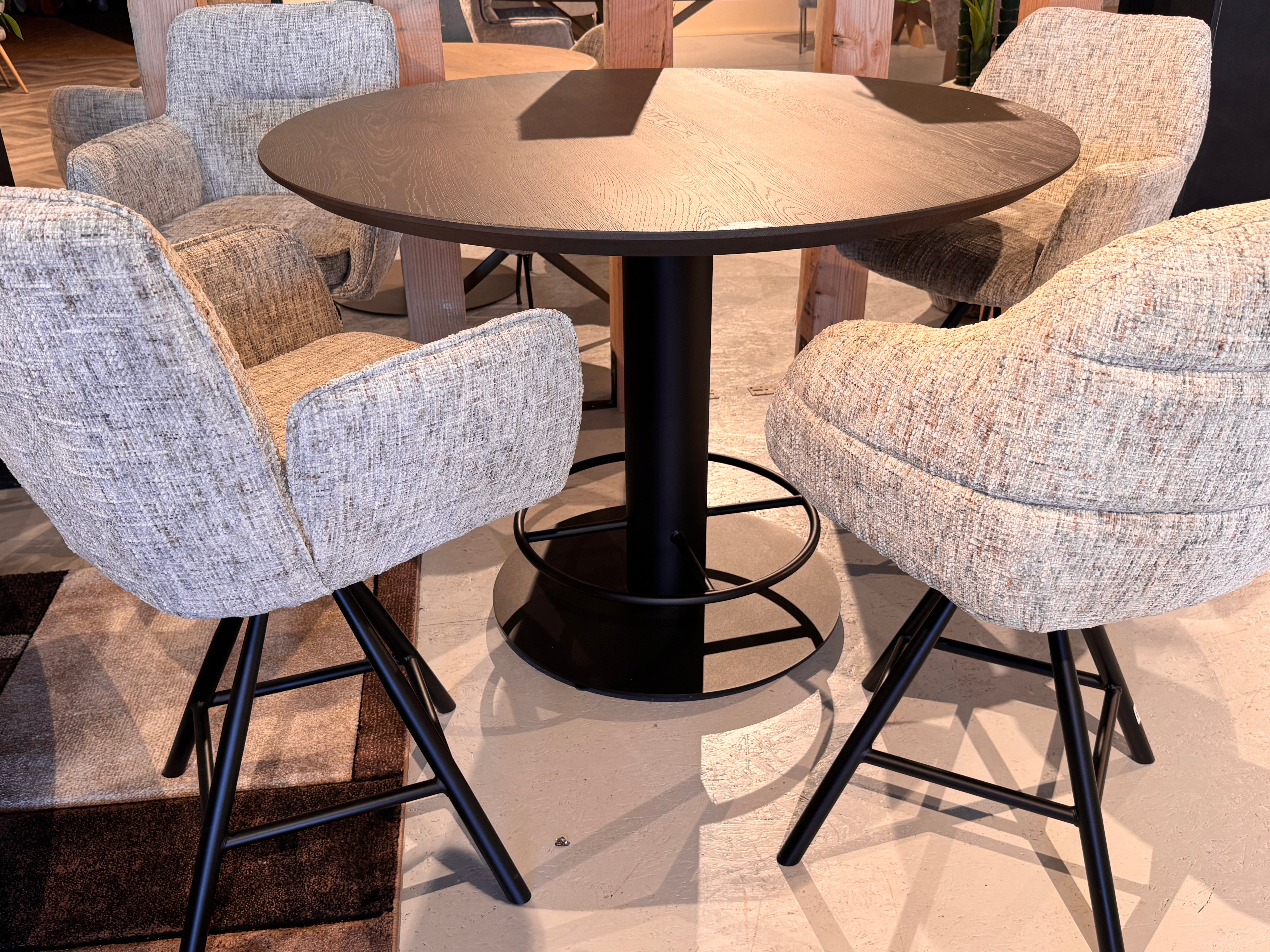 Ronde bartafel 3D — afbeelding 4 | Industrial Home