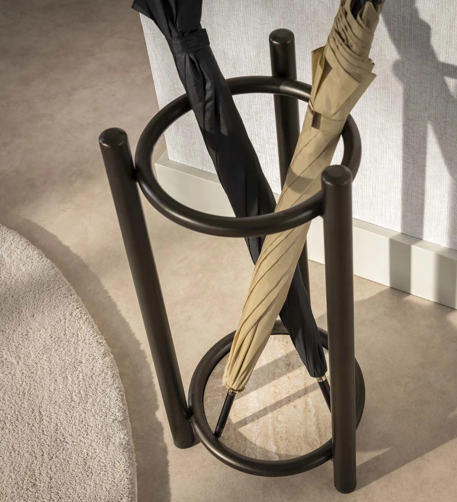 Paraplubak Luno rond / Drift brown sfeerbeeld 2 - Industrial Home