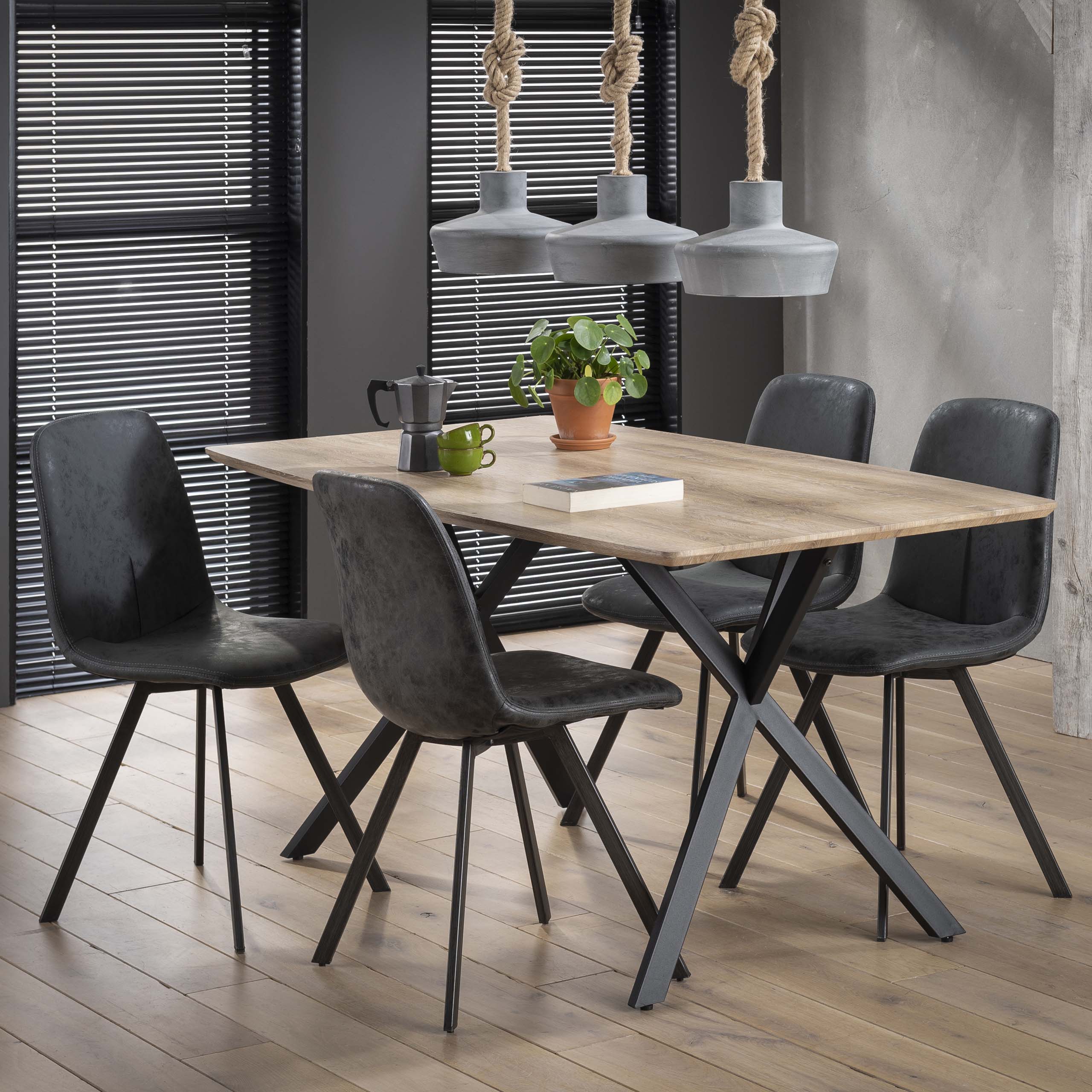 Ovale eettafel 4 personen