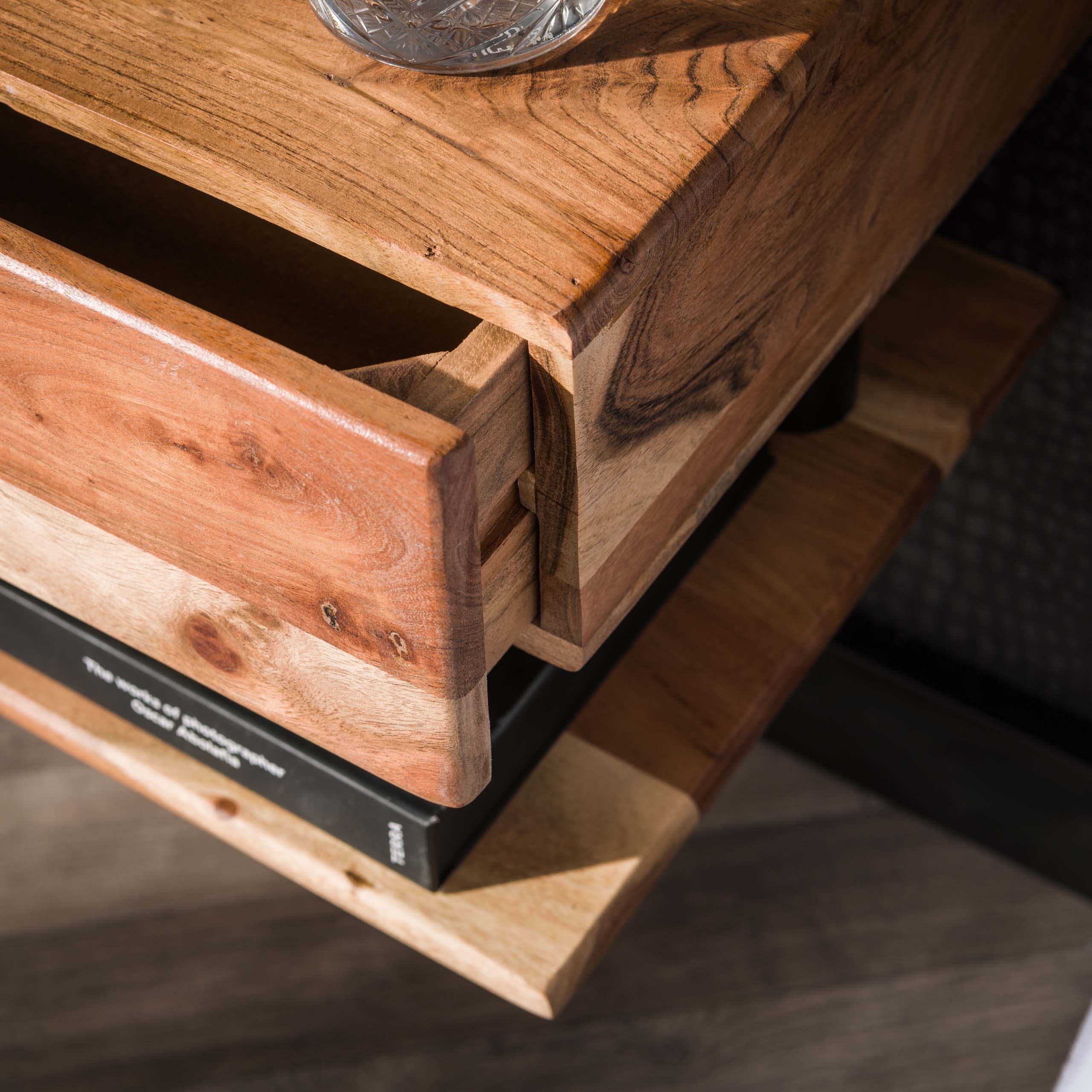 Nachtkastje Shelve 1L