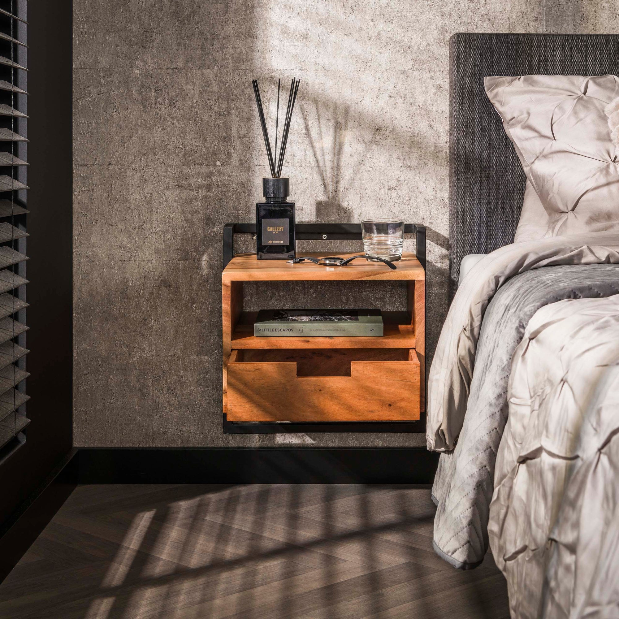 Nachtkastje Air Solid open vak 1L