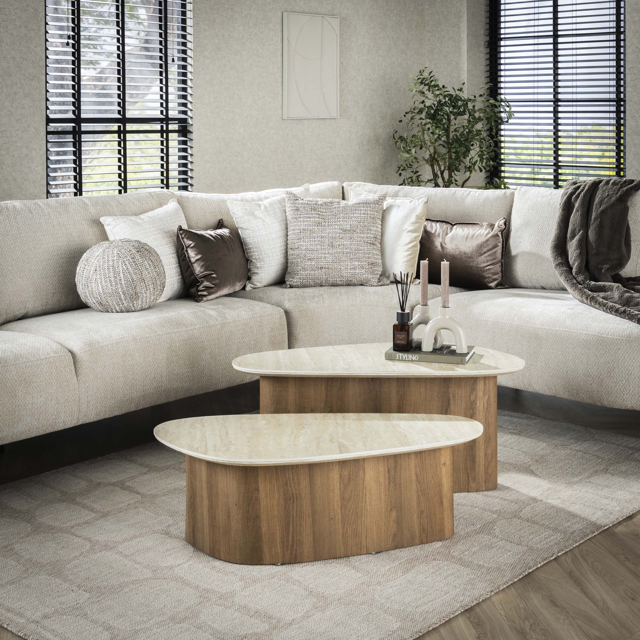 Couchtisch Romano dreieckig Set/2
