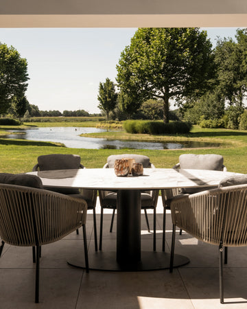 Keramische tafel Calacatta Oro - Ovaal - Ossy onderstel sfeerbeeld 2 - Industrial Home