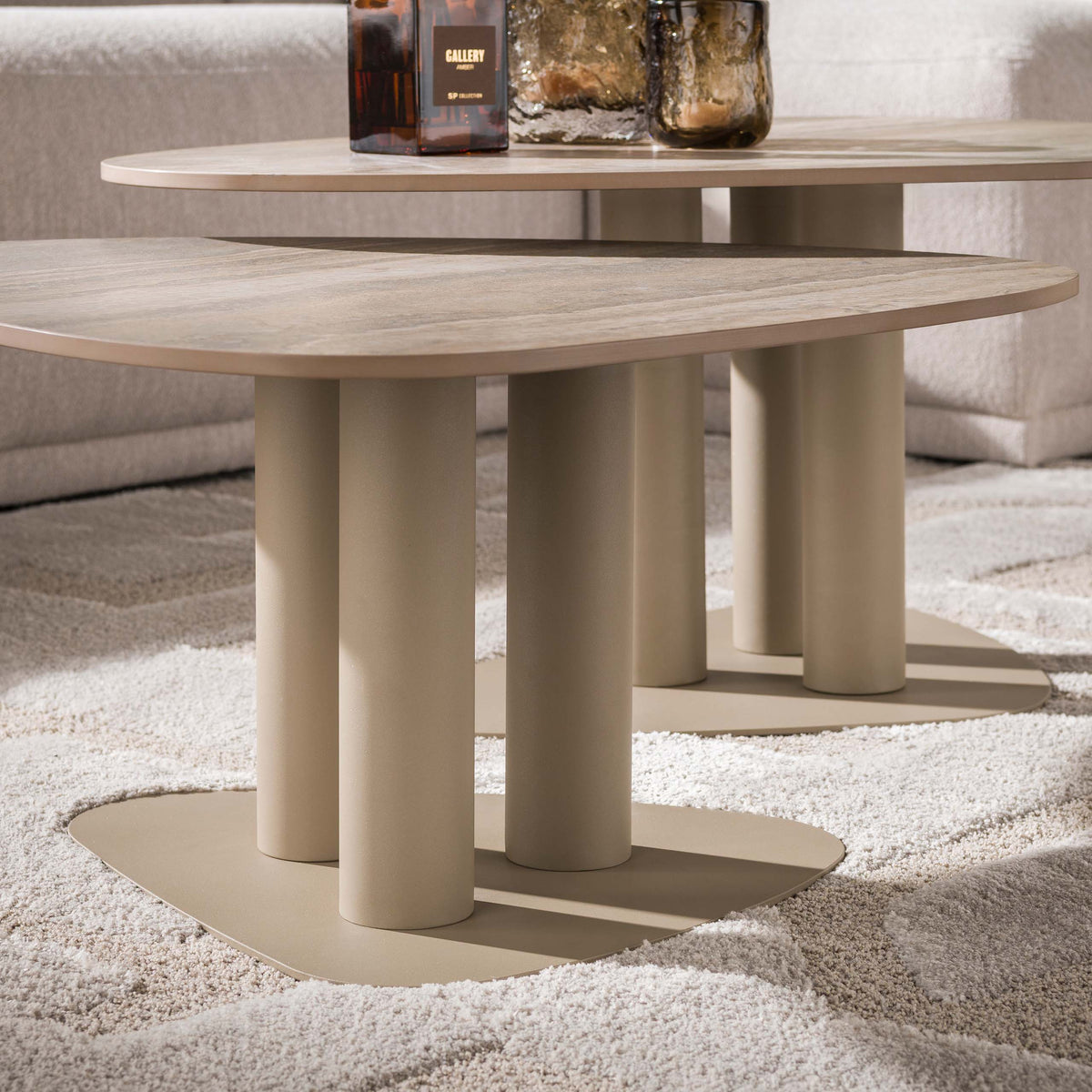 Salontafel Selvo driehoekig set/2