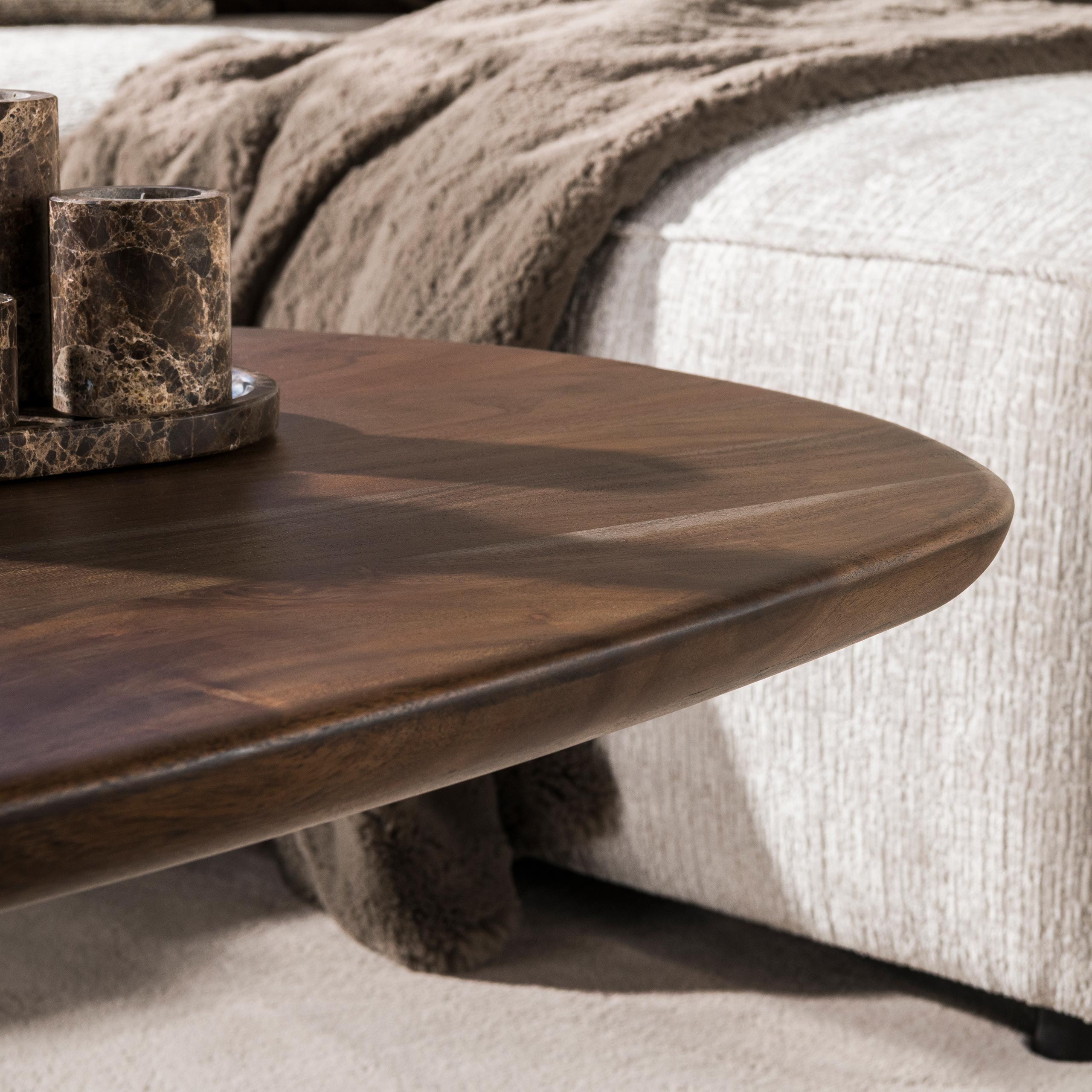 Salontafel Central 135
