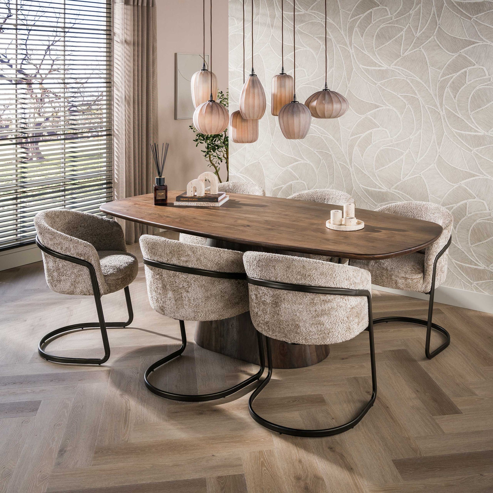 Eettafel Central 215