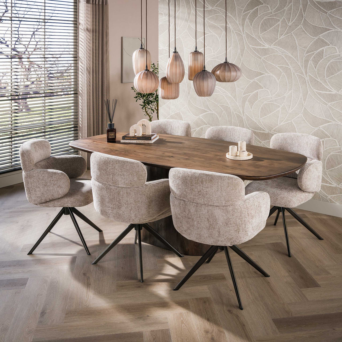 Eettafel Central 215