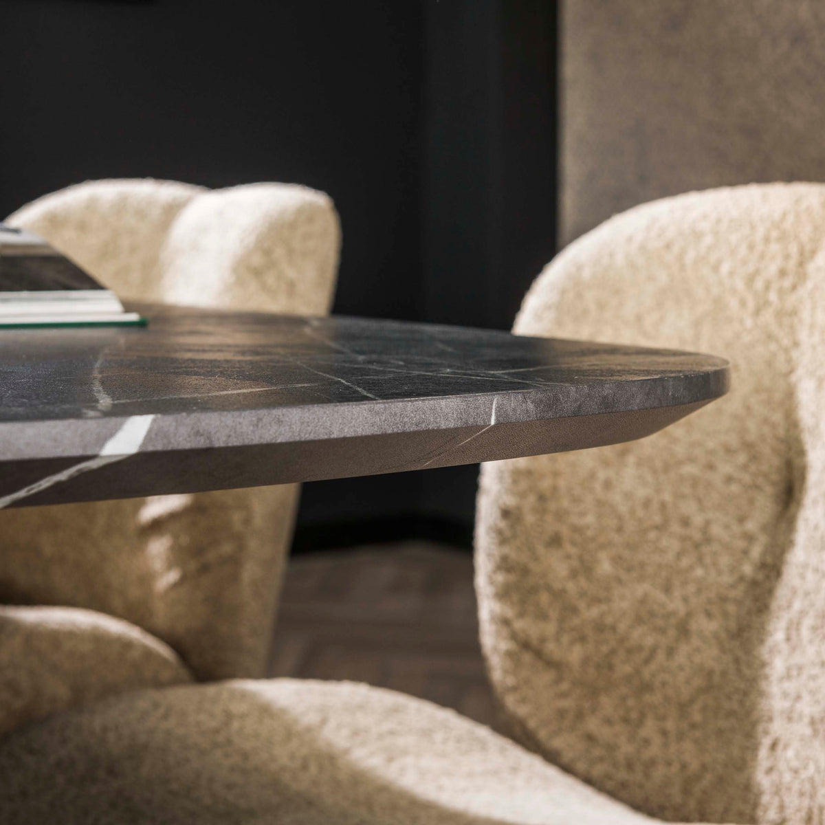 Eettafel Onyx Cross 180