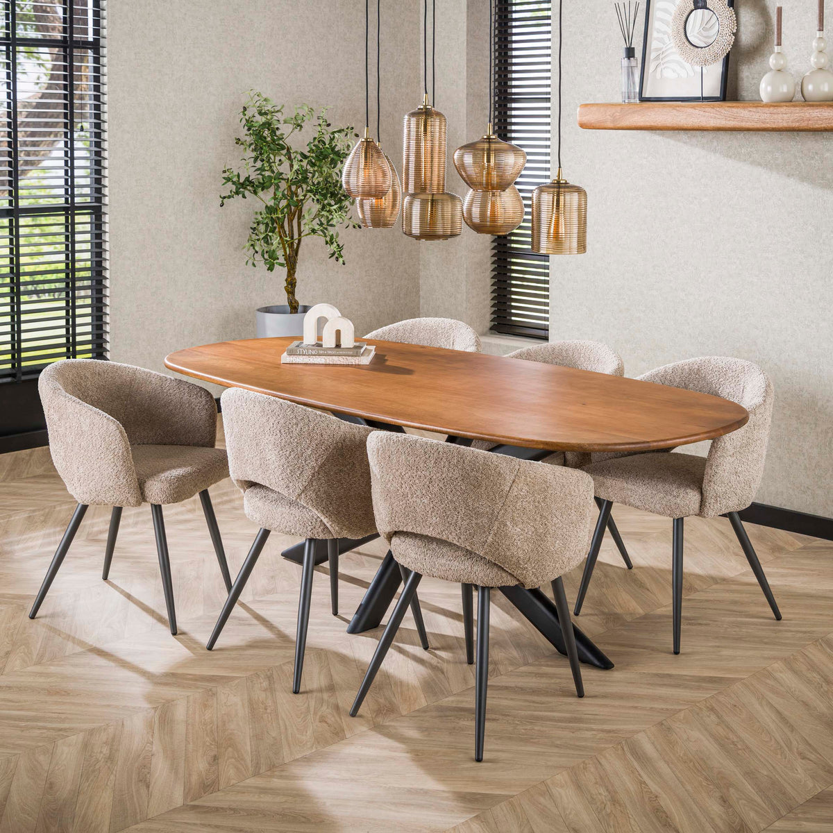 Eettafel Cliff 215