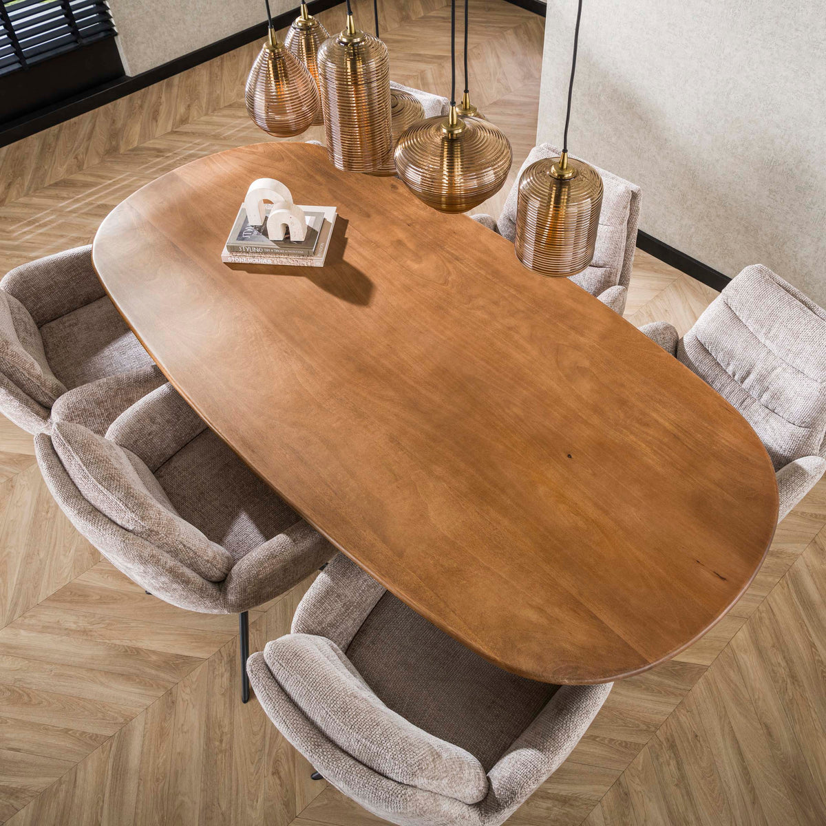 Eettafel Cliff 215