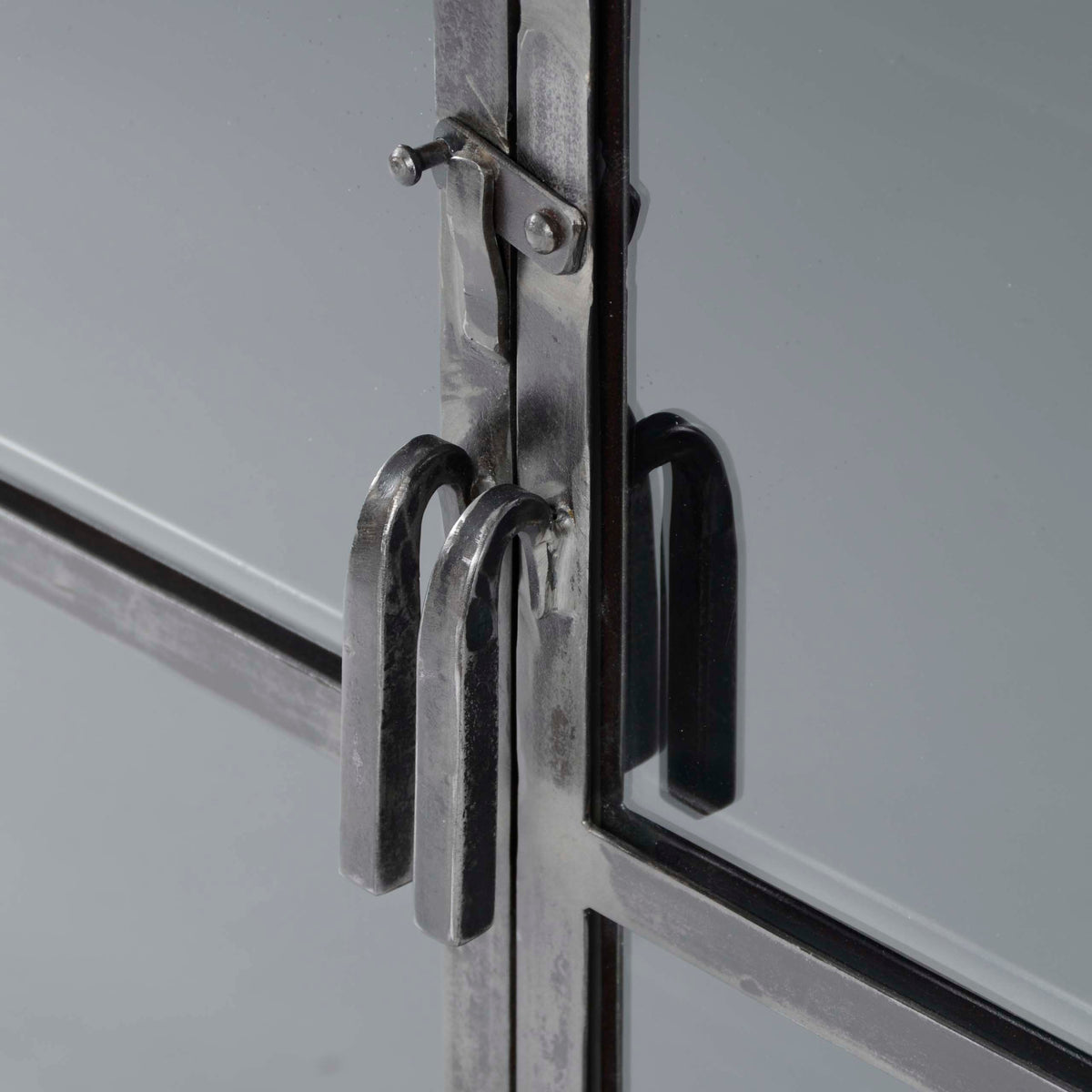 Vitrinekast Rift Metal 2D