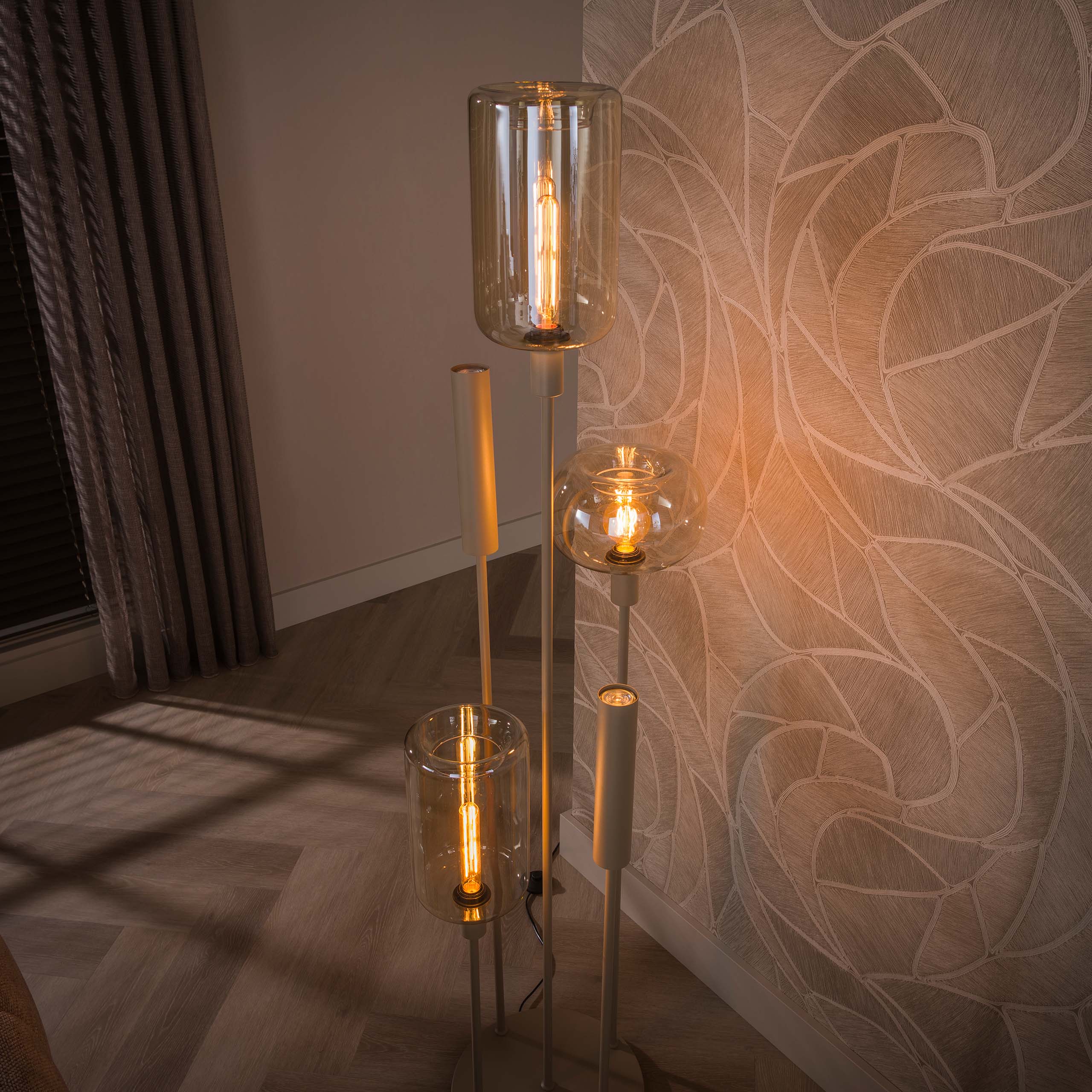 Vloerlamp Serene switch getrapt 2+3L