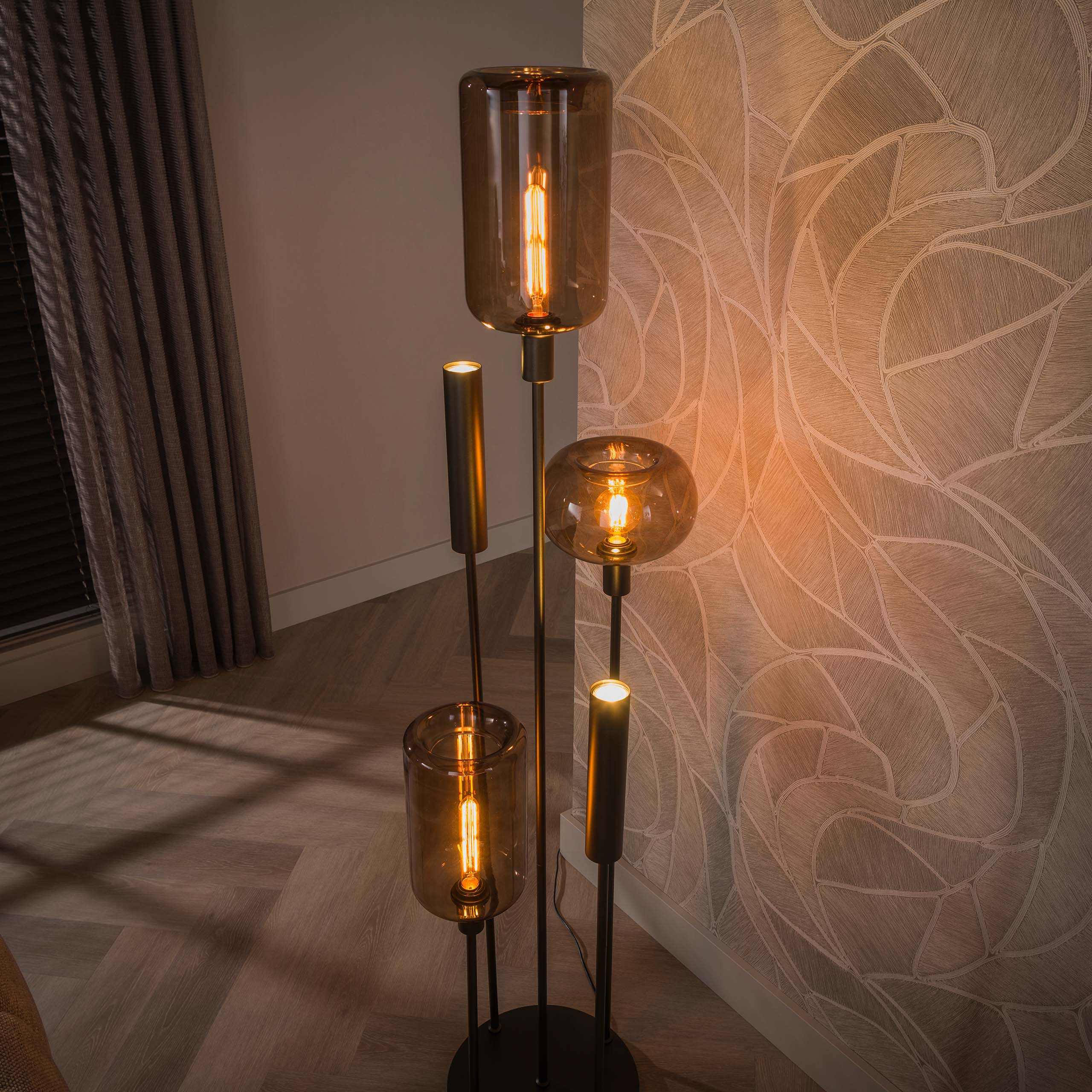 Vloerlamp Serene switch getrapt 2+3L