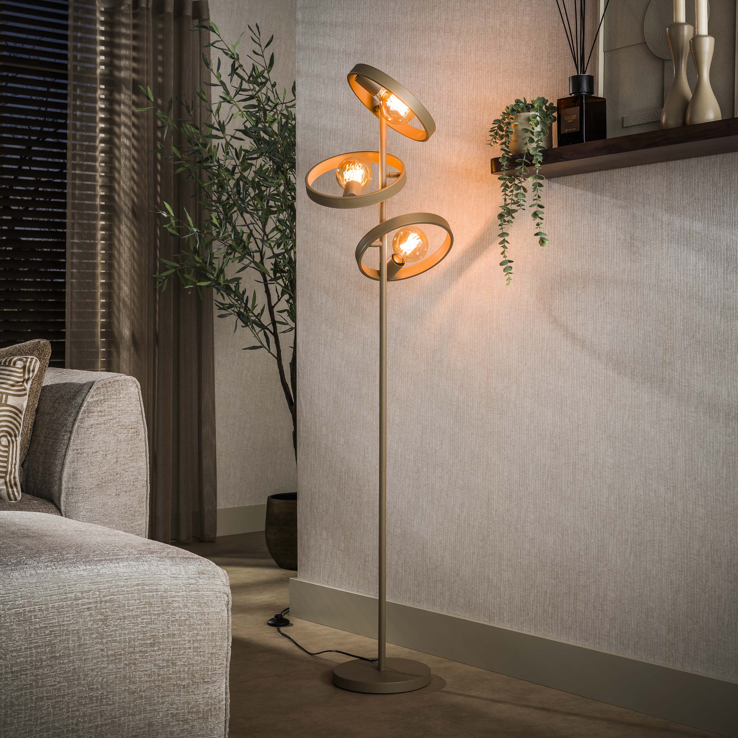 Vloerlamp Hover 3L