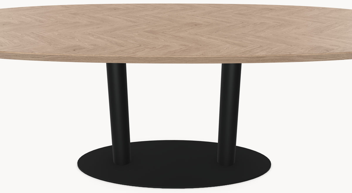 Visgraat eiken eettafel - Deens Rond - Sol Double metaal sfeerbeeld 5 - Industrial Home