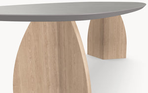 HPL eettafel Concrete Gray - Deens Ovaal Recht - V eiken - Japandi sfeerbeeld 3 - Industrial Home