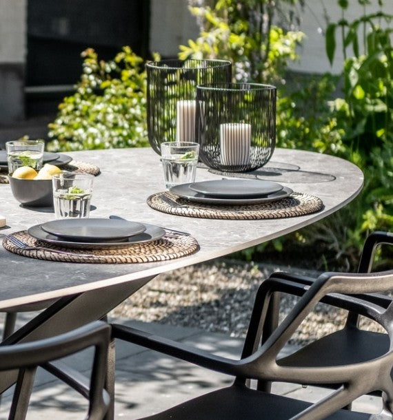 Keramische tafel Tundra Select - Kiezel B - Trios sfeerbeeld 2 - Industrial Home