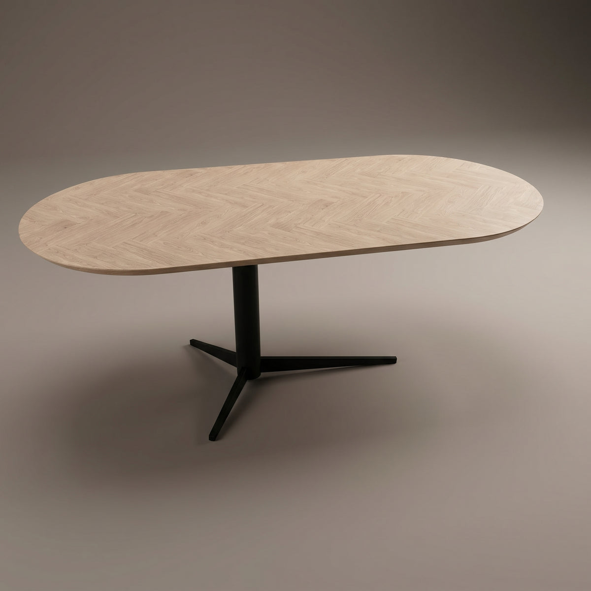 Visgraat eiken eettafel - Plat Ovaal - Trios Metaal | Industrial Home